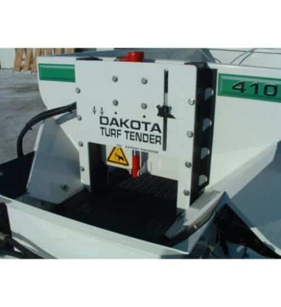 Dakota Turf Tender Topdresser 410John Deere Nuturf